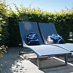 Bed & Breakfast Art'Aviation Guesthouse