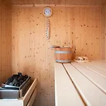 Art'Aviation Guesthouse Bed & Breakfast Beauvechain